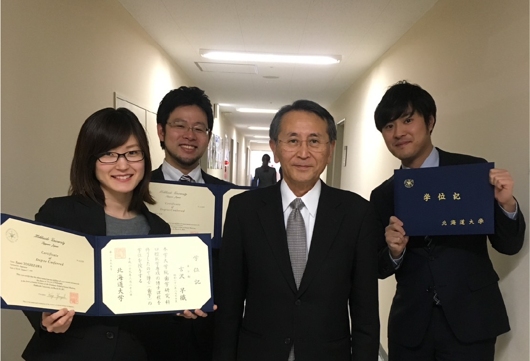 院長と副院長の大学院修了時の写真